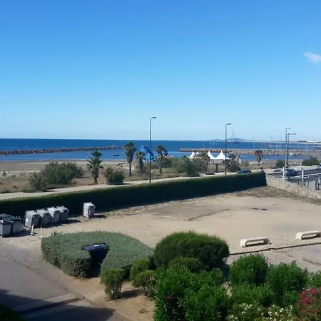 Studio Confortable Avec Vue Sur La Mer A 28 M² *